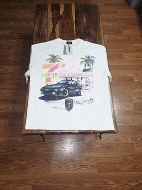 Triple 7's Men's White Graphic Short Sleeve Tee